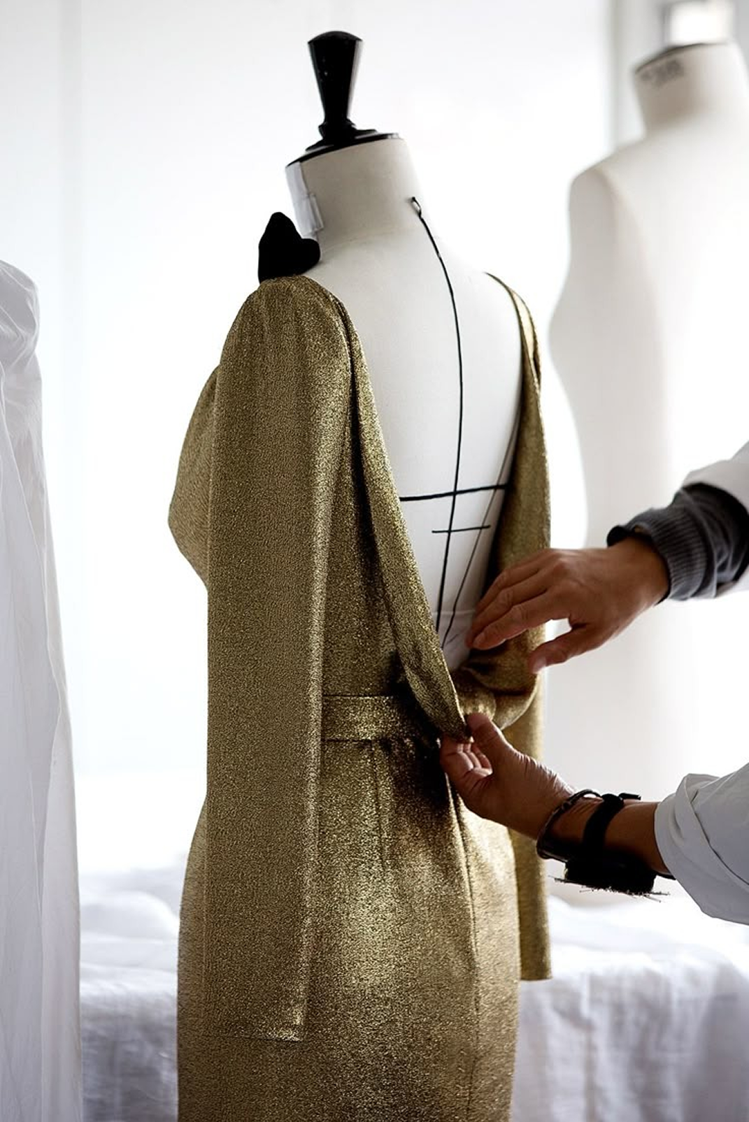 CUSTOM TAILORING, STYLING & DESIGN